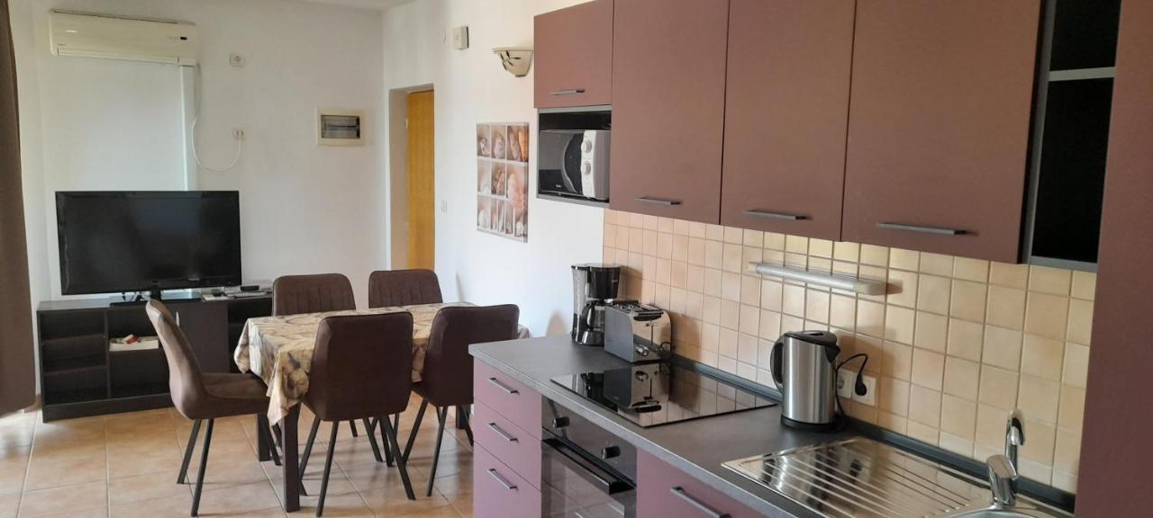 Anita Apartment Медулин Екстериор снимка